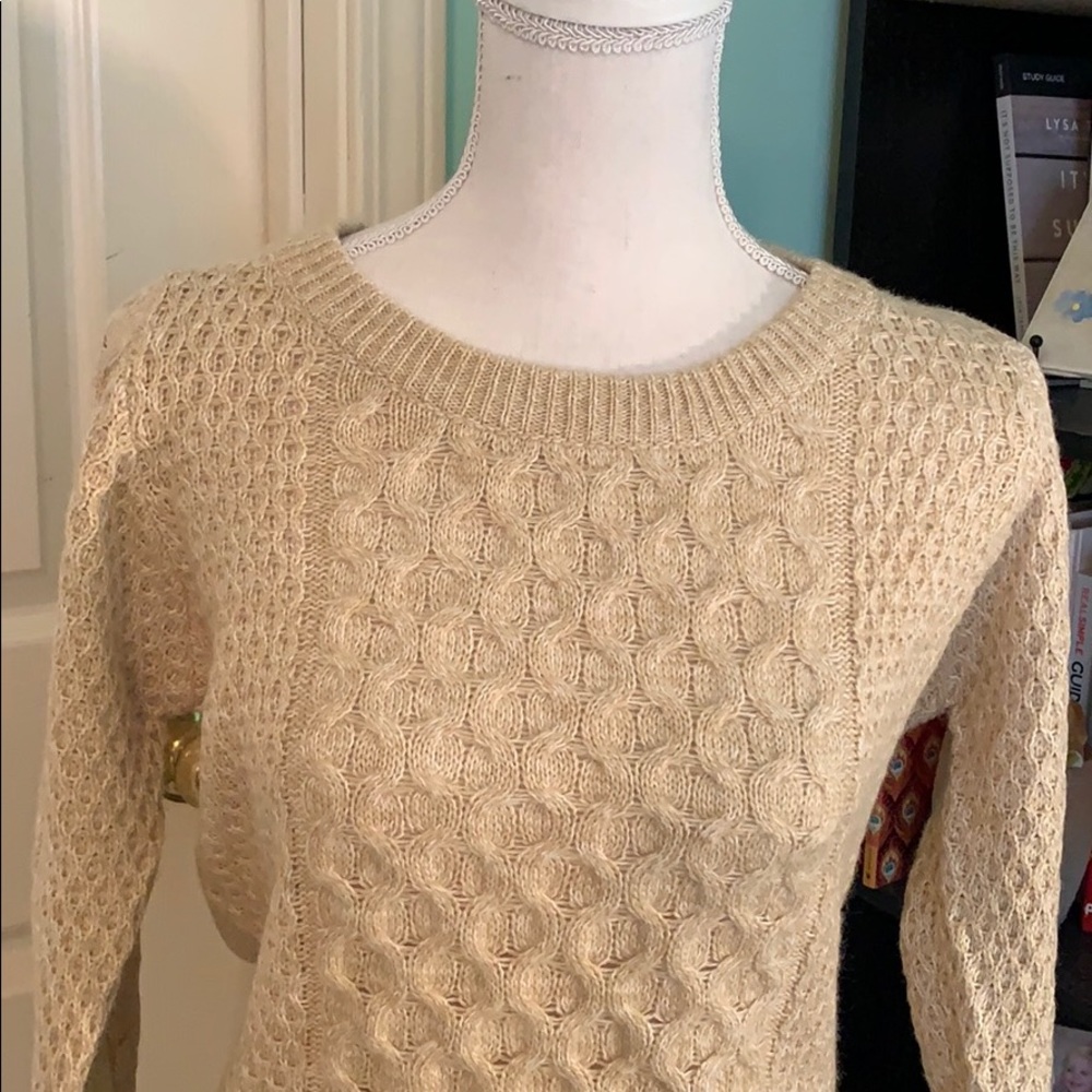 NWT Uber cute sweater with button detail